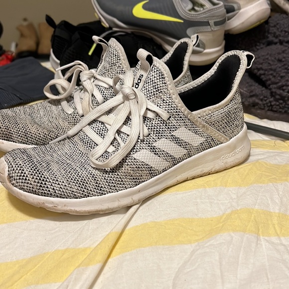 Athletic shoes I am looking to sale. All are size 7 or 7 1/2 messages pm for $ - Picture 9 of 9